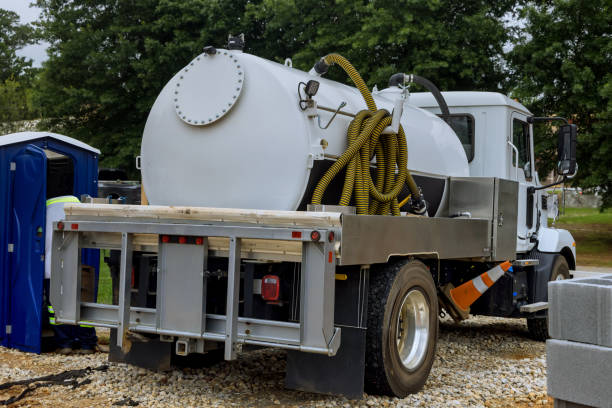 Portable Toilet Options We Offer in Falling Waters, WV